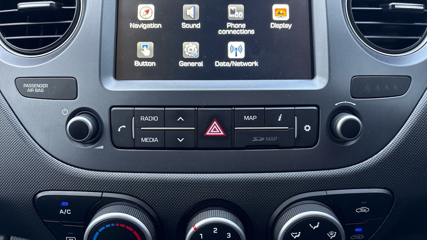 Used Hyundai i10 2018 for sale - 76859027: Photo 38