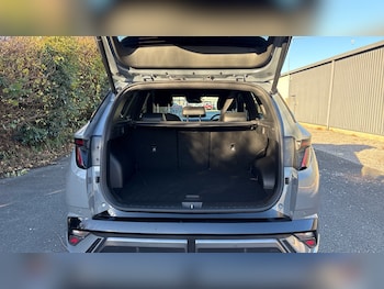 Used Hyundai TUCSON 2024 for sale - 76640048: Photo