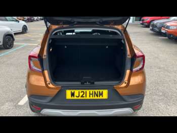 Used Renault Captur 2021 for sale - 74903014: Photo
