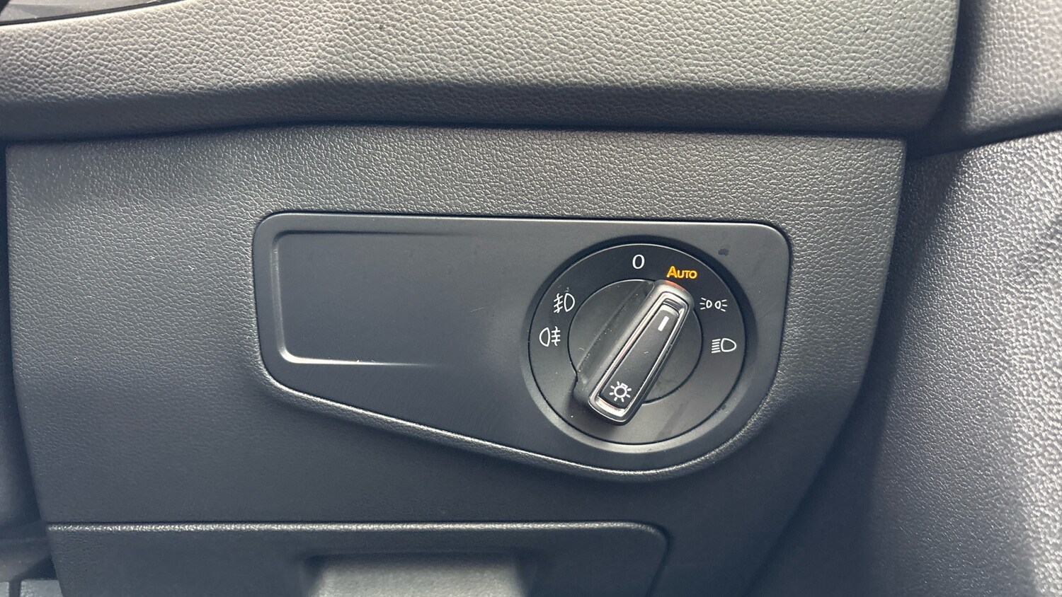 Used Volkswagen Tiguan 2020 for sale - 76287107: Photo 49