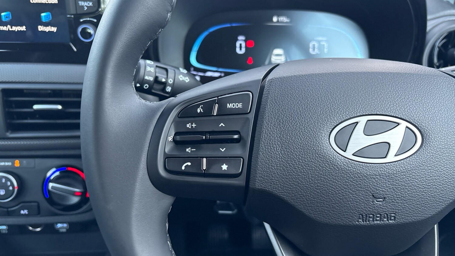 Used Hyundai i10 2025 for sale - 76222116: Photo 41