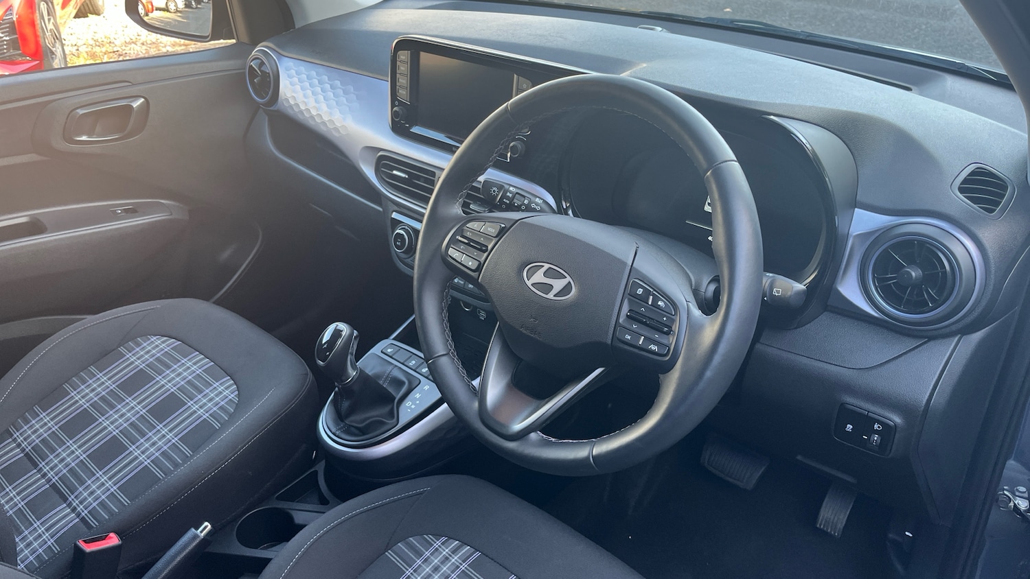 Used Hyundai i10 2024 for sale - 76067397: Photo 11