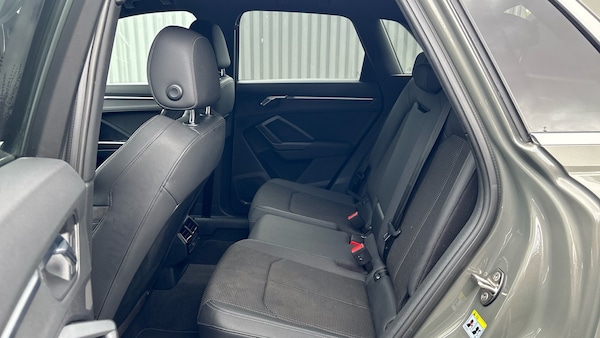 Used Audi Q3 2019 for sale - 75545401: Photo 16