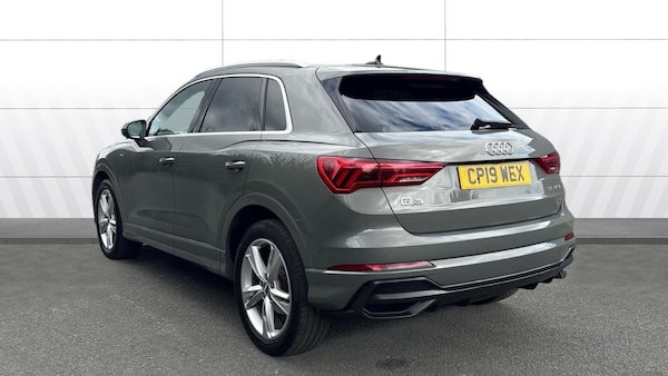 Used Audi Q3 2019 for sale - 75545401: Photo 2