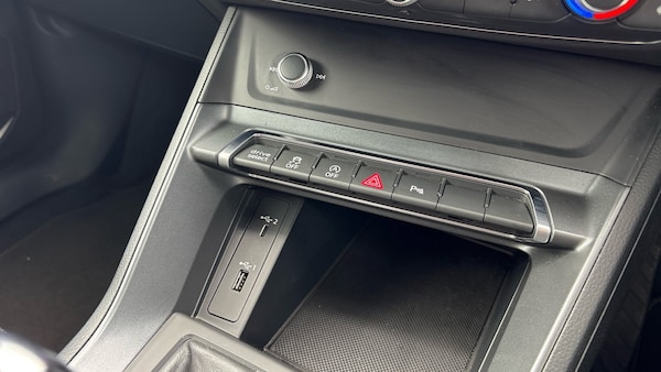 Used Audi Q3 2019 for sale - 75545401: Photo 37