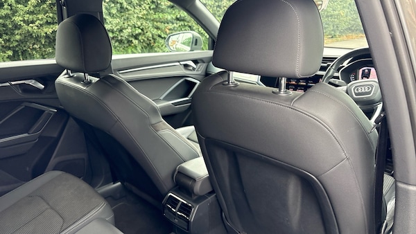 Used Audi Q3 2019 for sale - 75545401: Photo 46