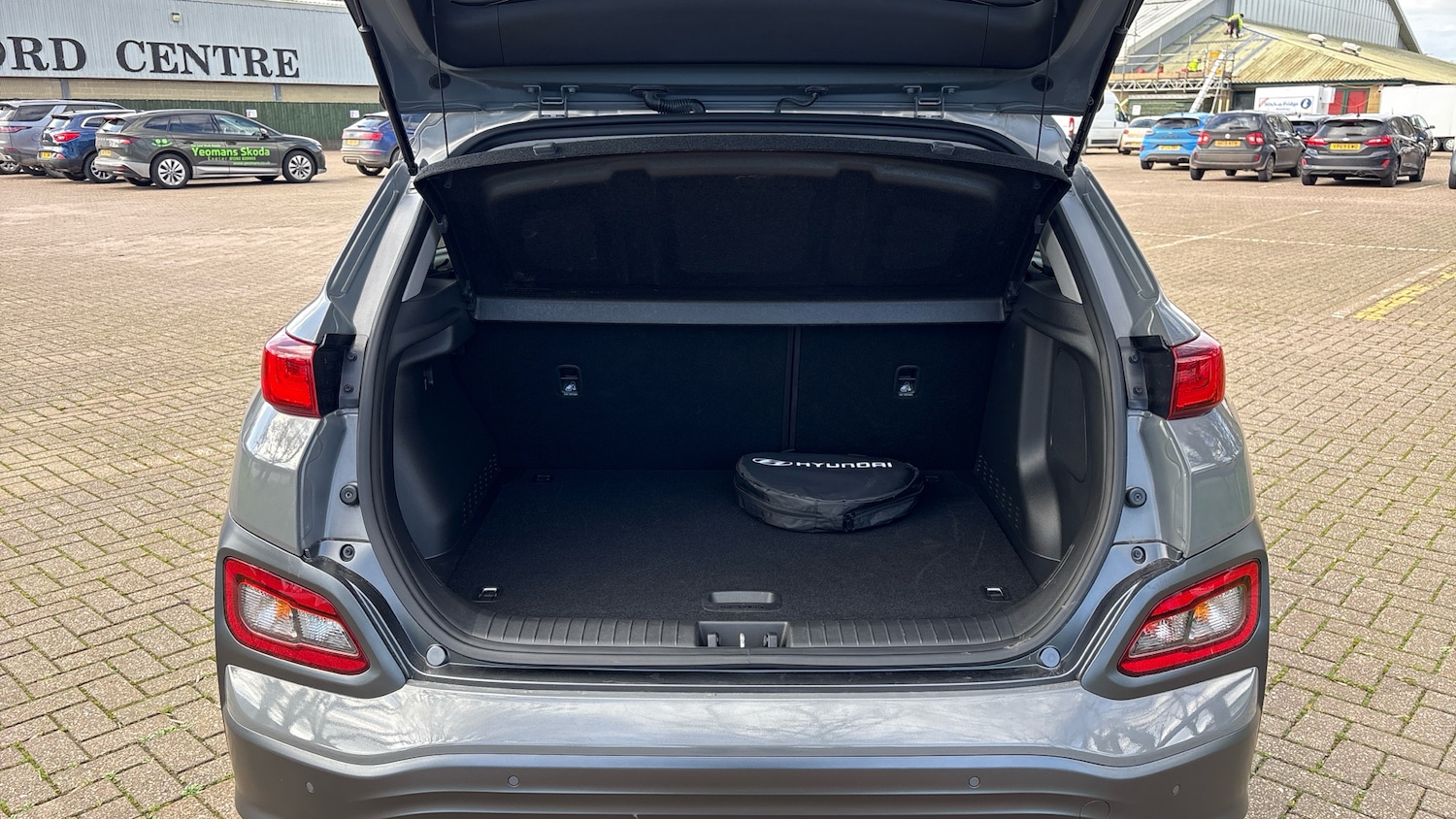 Used Hyundai KONA 2020 for sale - 78053421: Photo 4