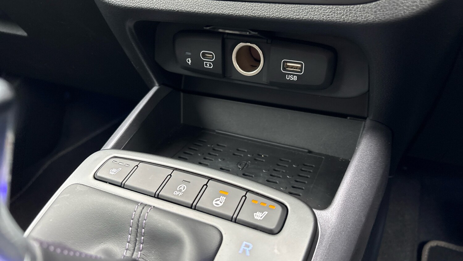 Used Hyundai i10 2024 for sale - 76507995: Photo 40