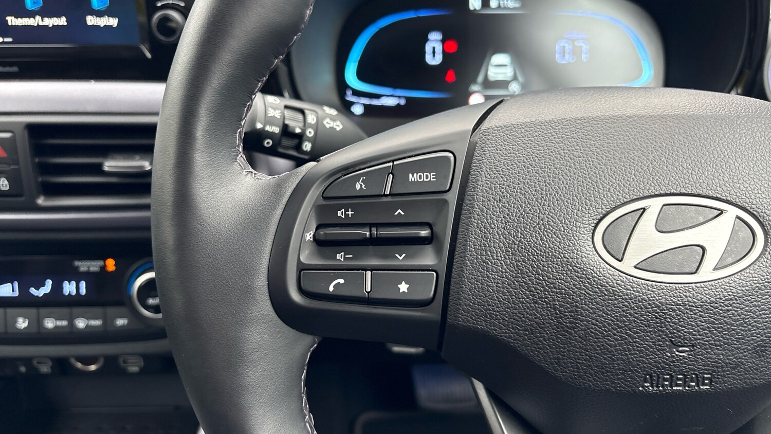 Used Hyundai i10 2024 for sale - 76507995: Photo 41