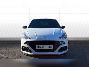 Used Hyundai i10 2020 for sale - 76650952: Photo