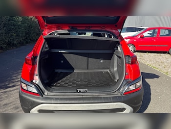 Used Hyundai KONA 2022 for sale - 76159949: Photo 4