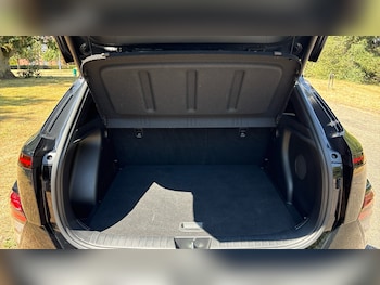 Used Hyundai KONA 2025 for sale - 79136895: Photo