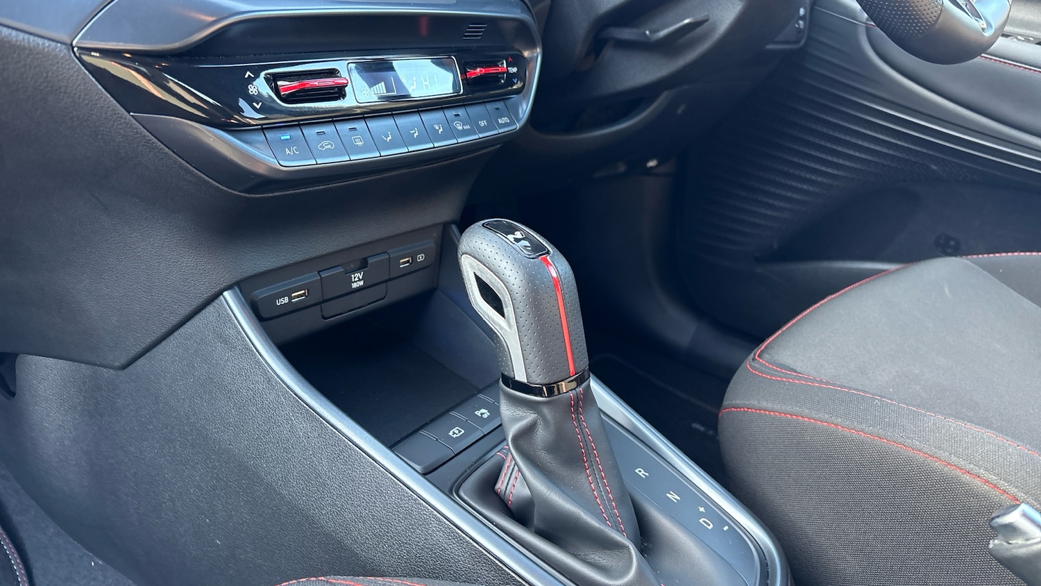 Used Hyundai i20 2023 for sale - 77618826: Photo 13