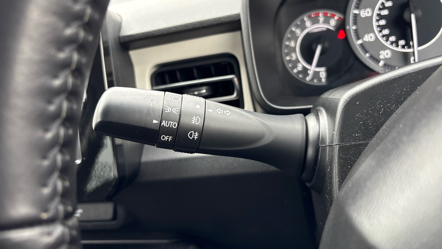 Used Suzuki Ignis 2022 for sale - 77366069: Photo 40