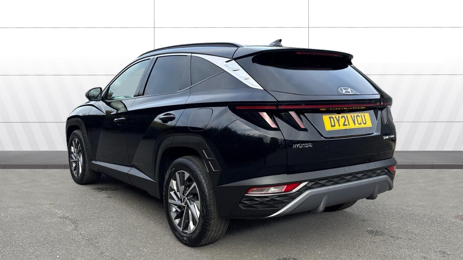 Used Hyundai TUCSON 2021 for sale - 76363257: Photo 2