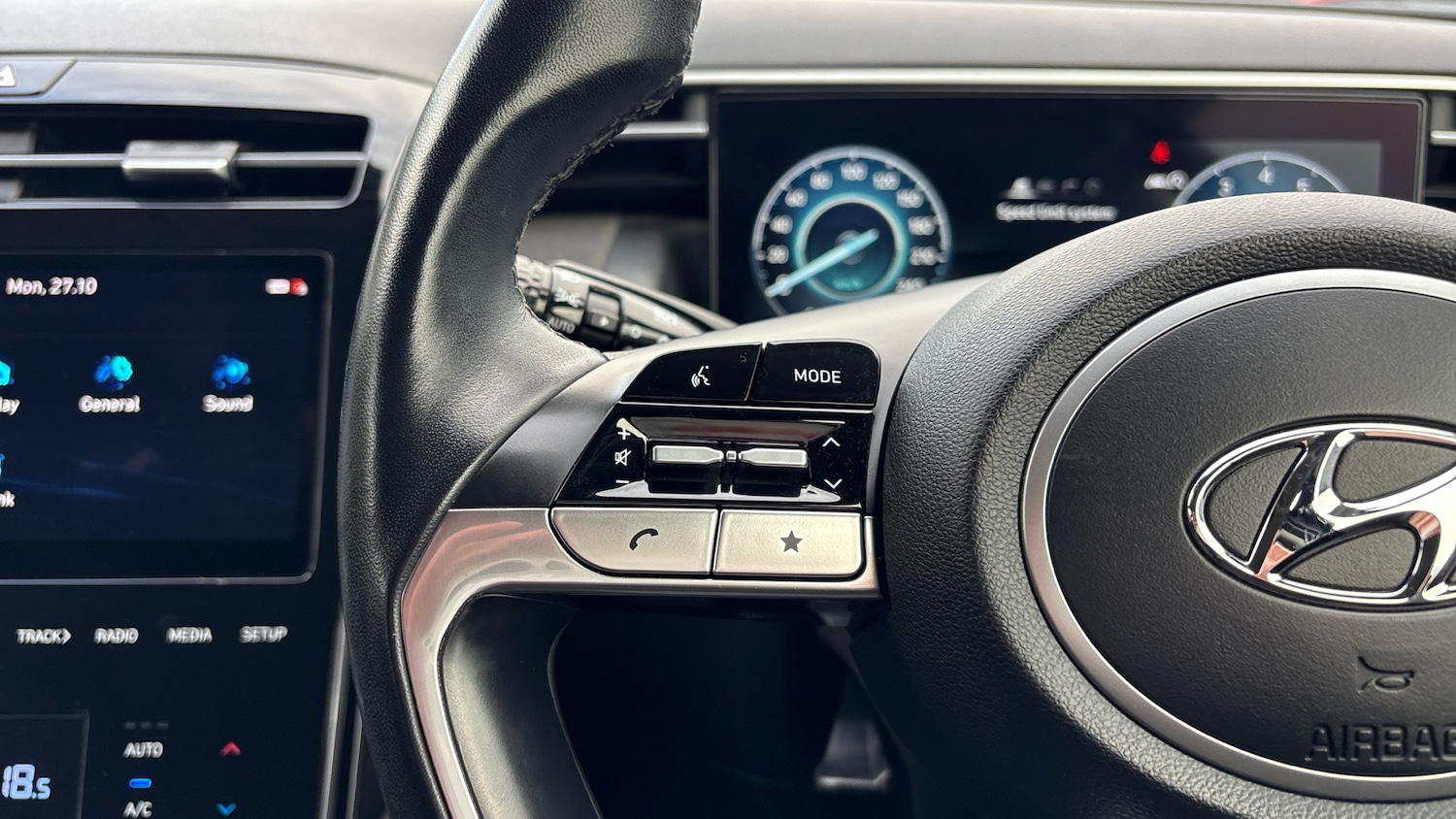 Used Hyundai TUCSON 2021 for sale - 76363257: Photo 39