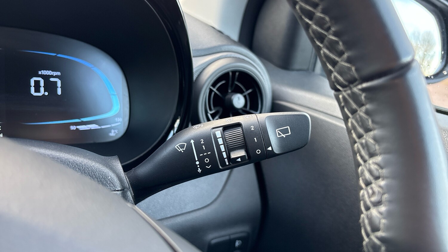 Used Hyundai i10 2025 for sale - 77005816: Photo 40