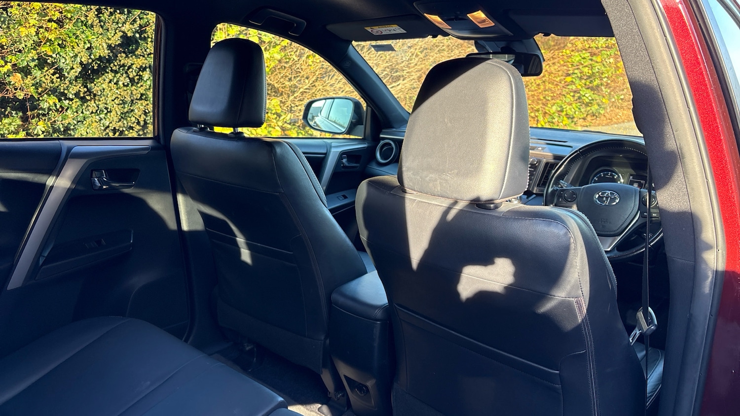 Used Toyota RAV4 2017 for sale - 76649928: Photo 48