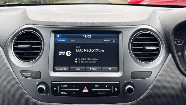 Used Hyundai i10 2019 for sale - 76230784: Photo 12