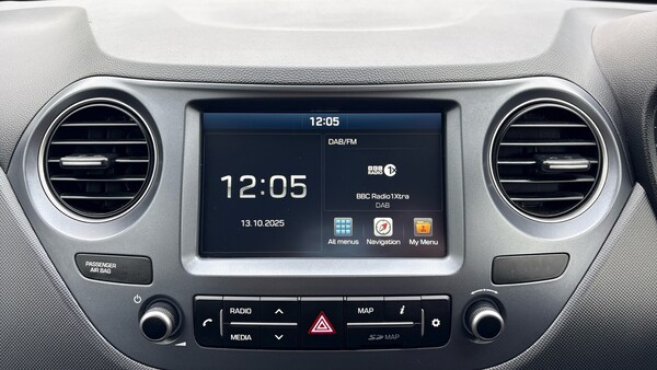 Used Hyundai i10 2019 for sale - 76230784: Photo 34