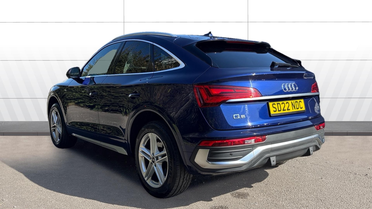 Used Audi Q5 2022 for sale - 75984581: Photo 2