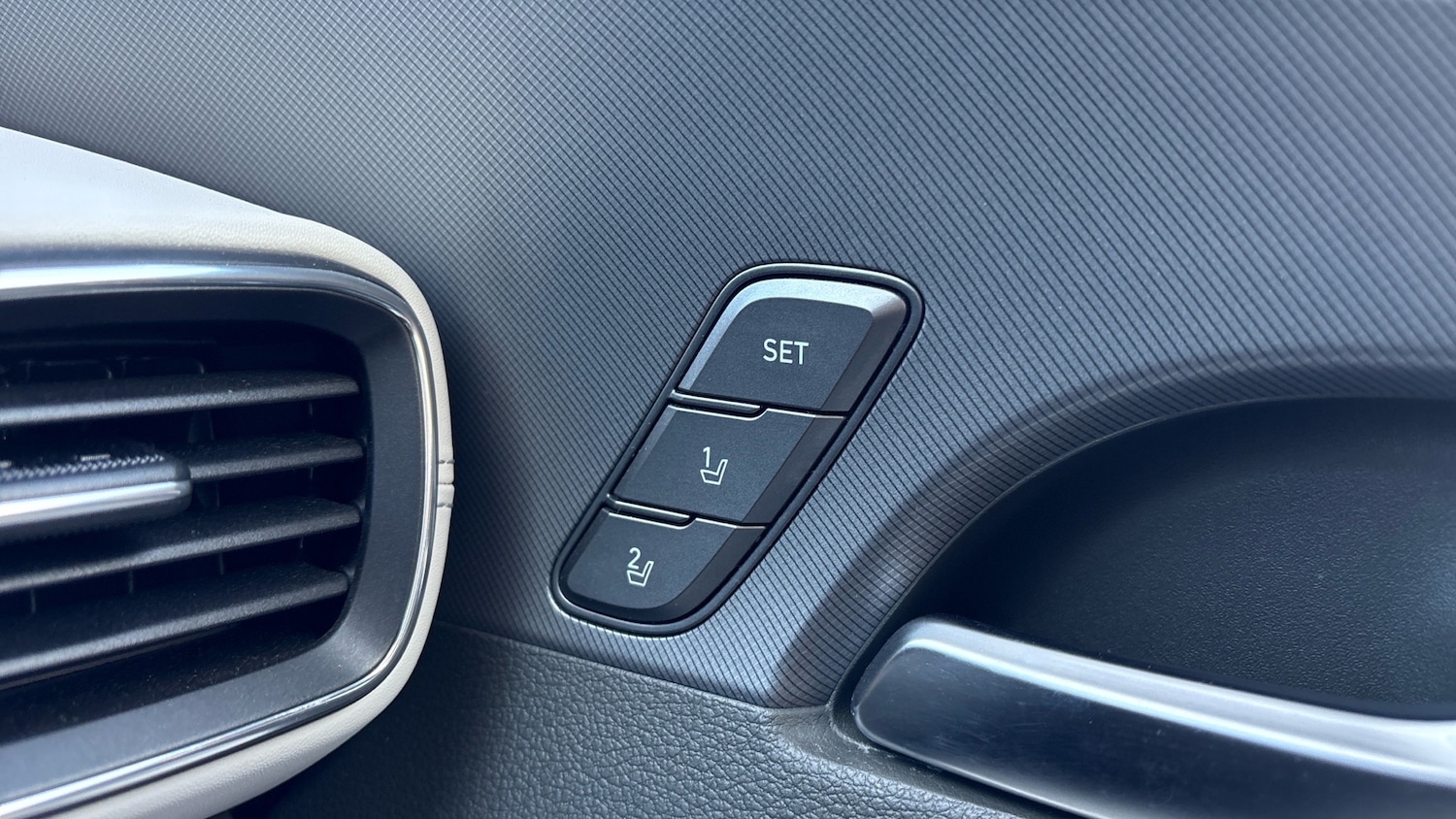 Used Hyundai Santa Fe 2023 for sale - 76650954: Photo 48