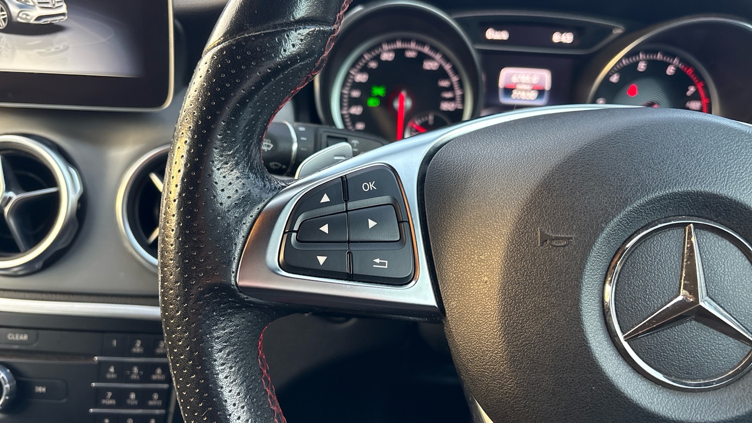 Used Mercedes-Benz GLA 2018 for sale - 77340251: Photo 37