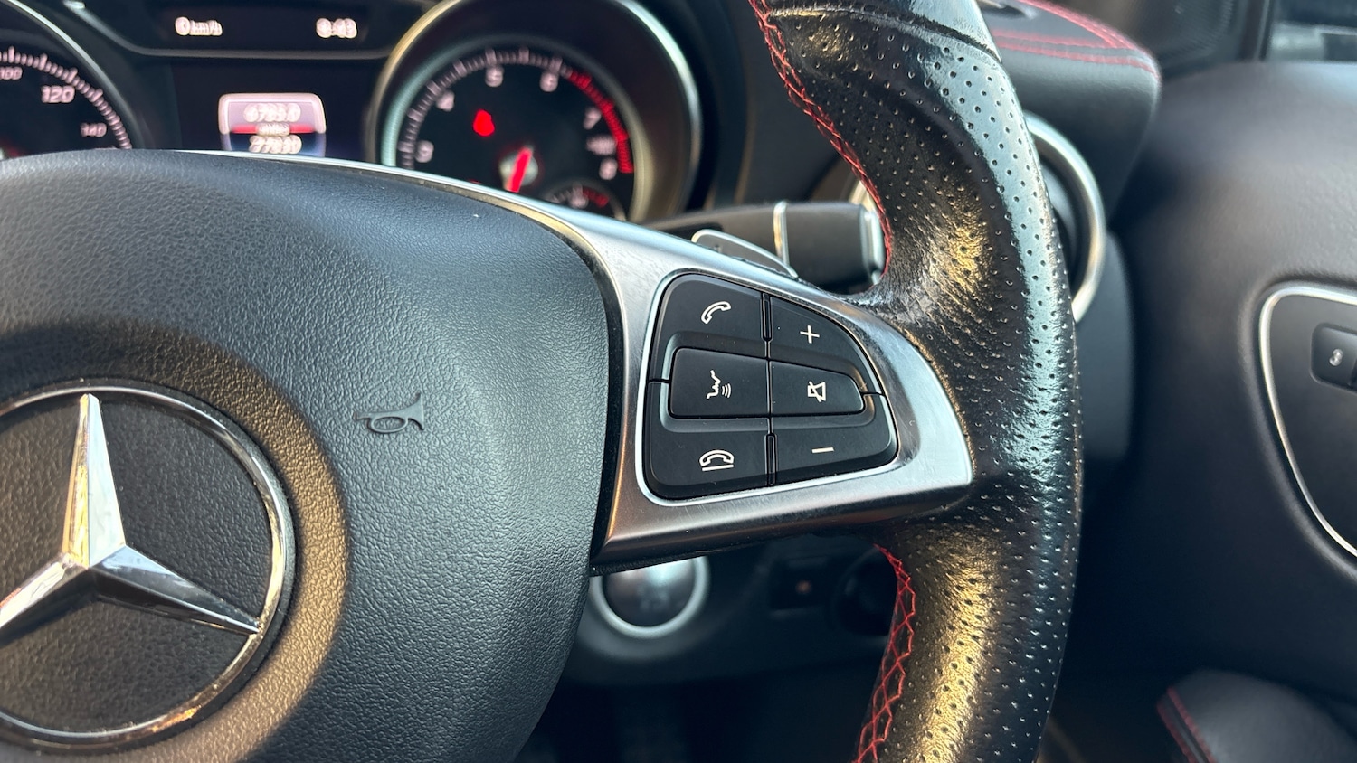 Used Mercedes-Benz GLA 2018 for sale - 77340251: Photo 38