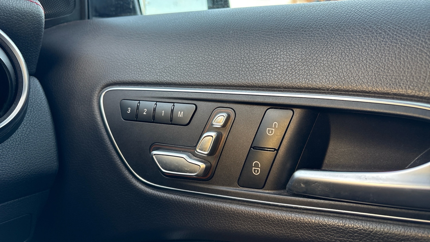 Used Mercedes-Benz GLA 2018 for sale - 77340251: Photo 41