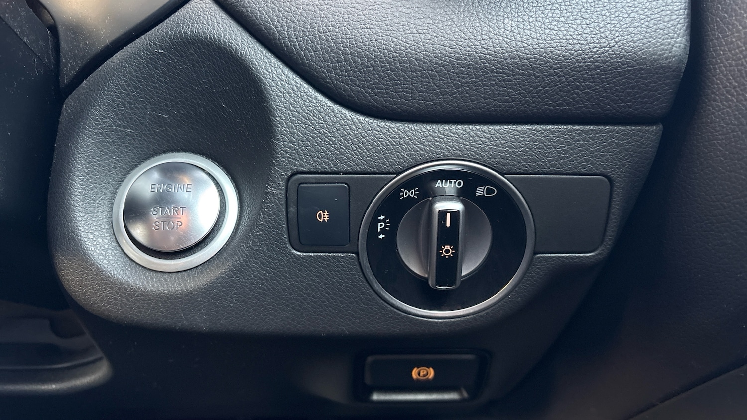 Used Mercedes-Benz GLA 2018 for sale - 77340251: Photo 43