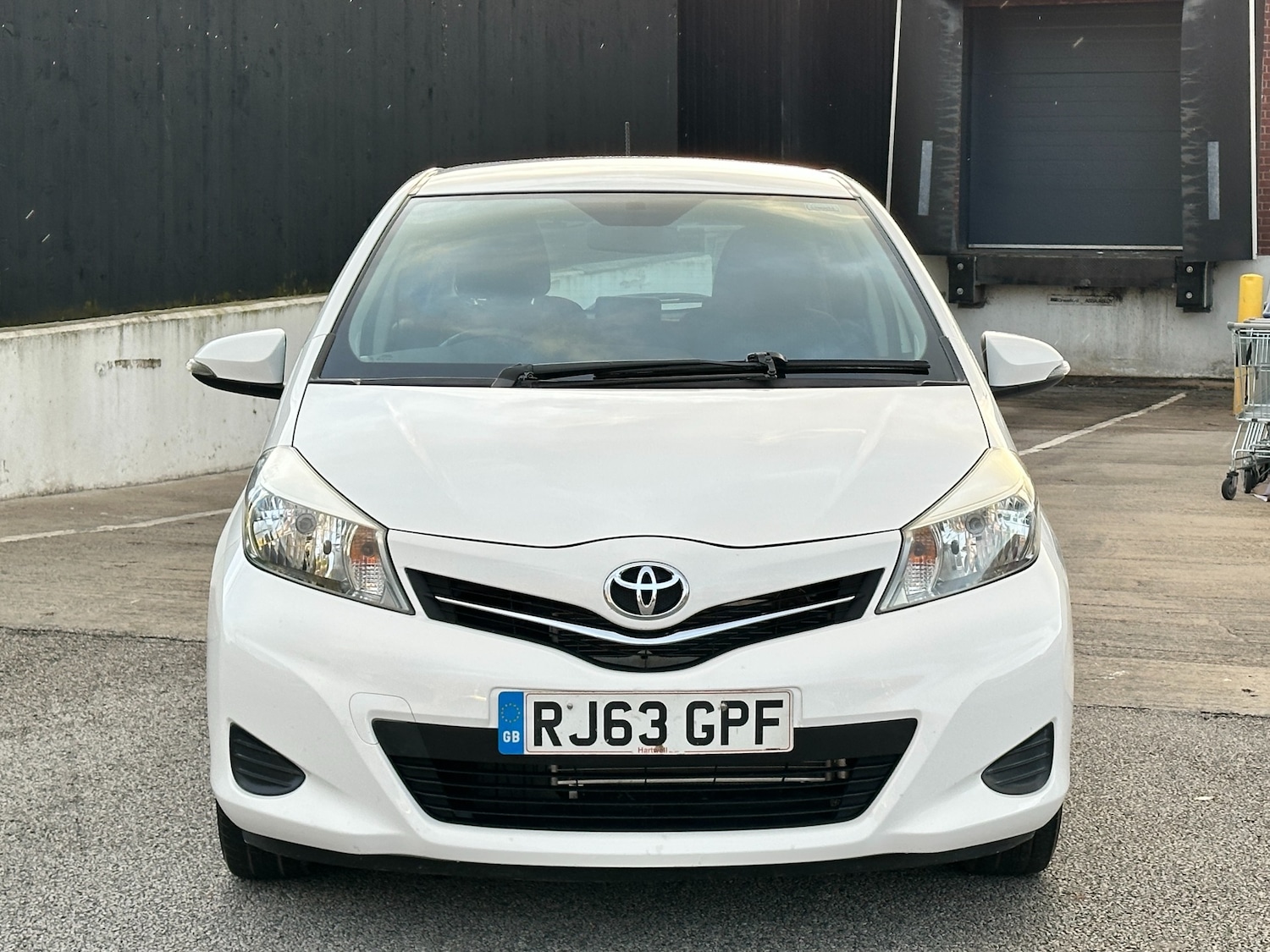 Used Toyota Yaris 2013 for sale - 76439754: Photo 4