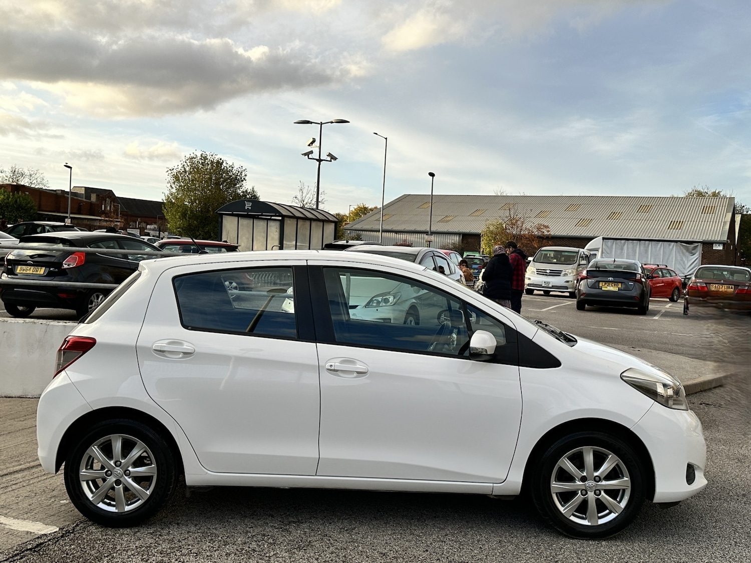 Used Toyota Yaris 2013 for sale - 76439754: Photo 5