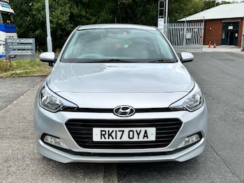Used Hyundai i20 2017 for sale - 75669163: Photo