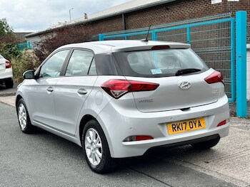 Used Hyundai i20 2017 for sale - 75669163: Photo