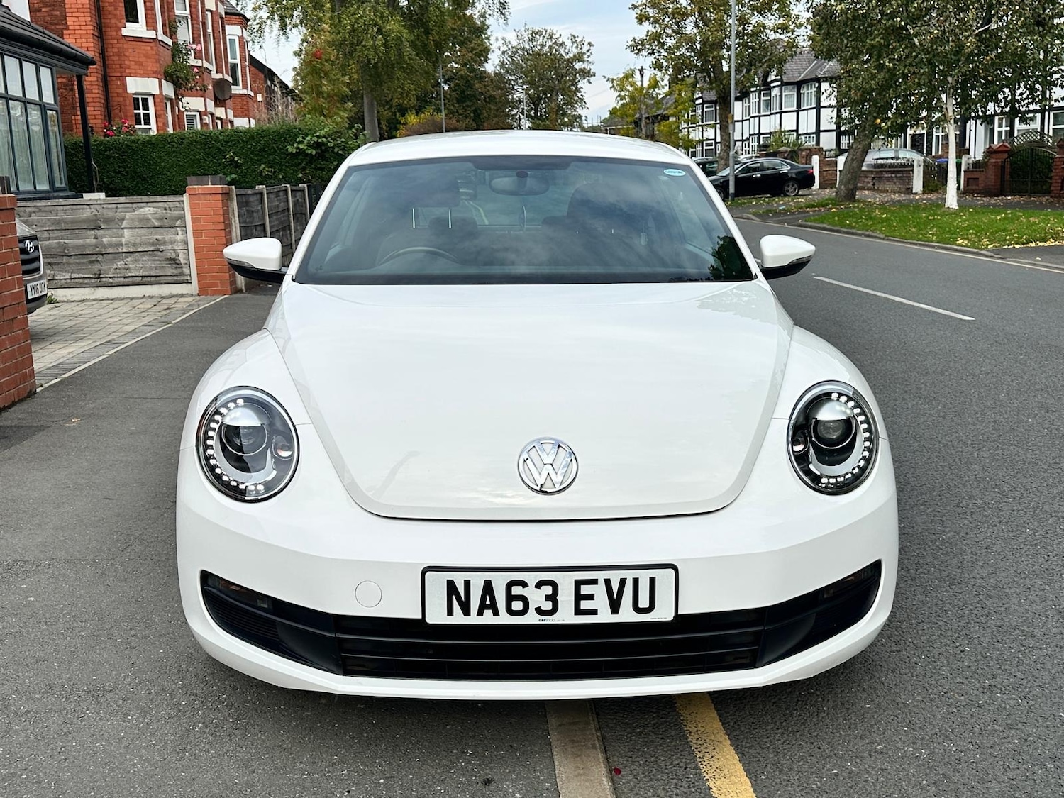 Used Volkswagen Beetle 2013 for sale - 76145244: Photo 2