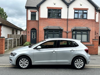 Used Volkswagen Polo 2019 for sale - 77159668: Photo