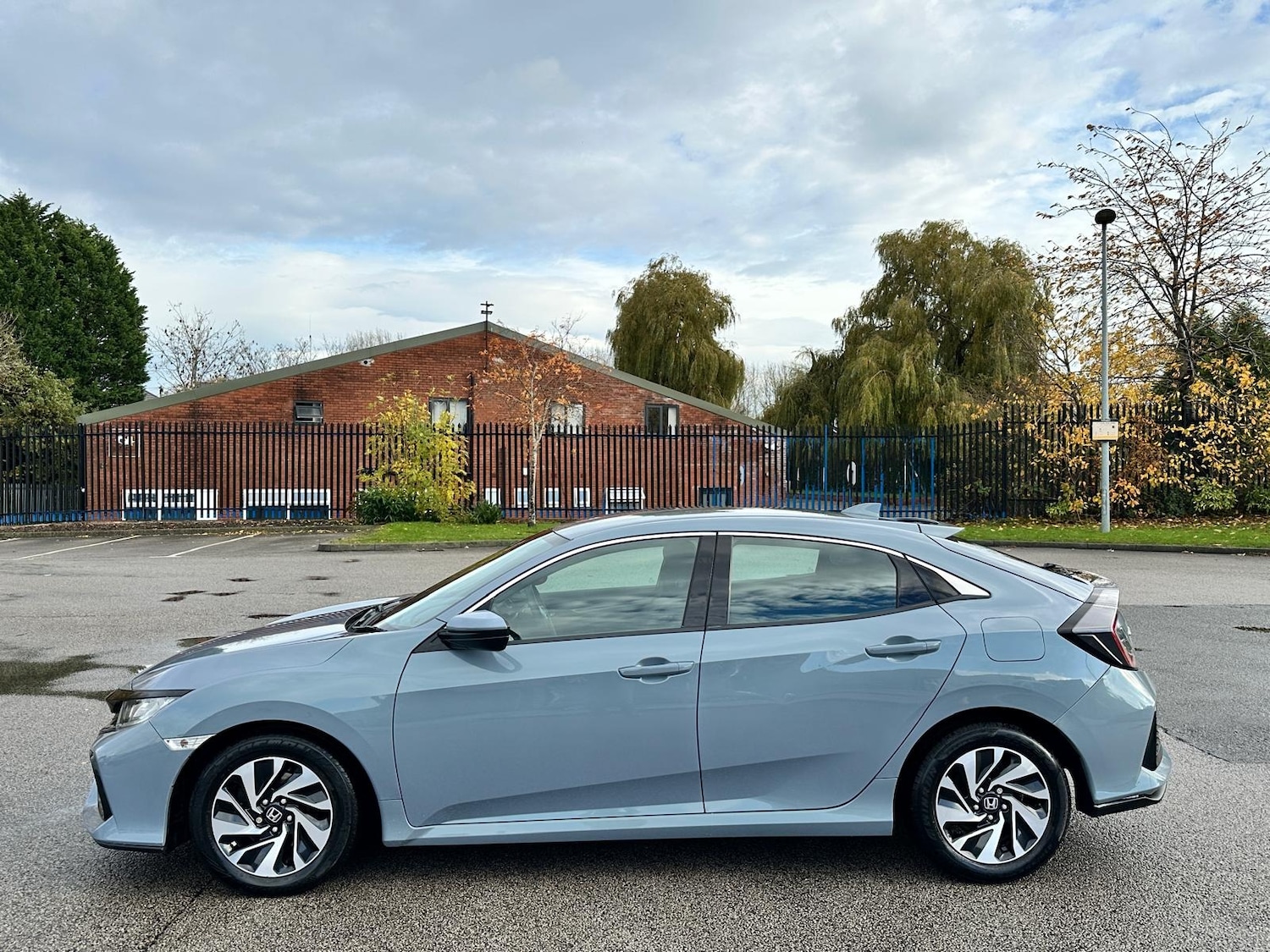 Used Honda Civic 2018 for sale - 77926695: Photo 8