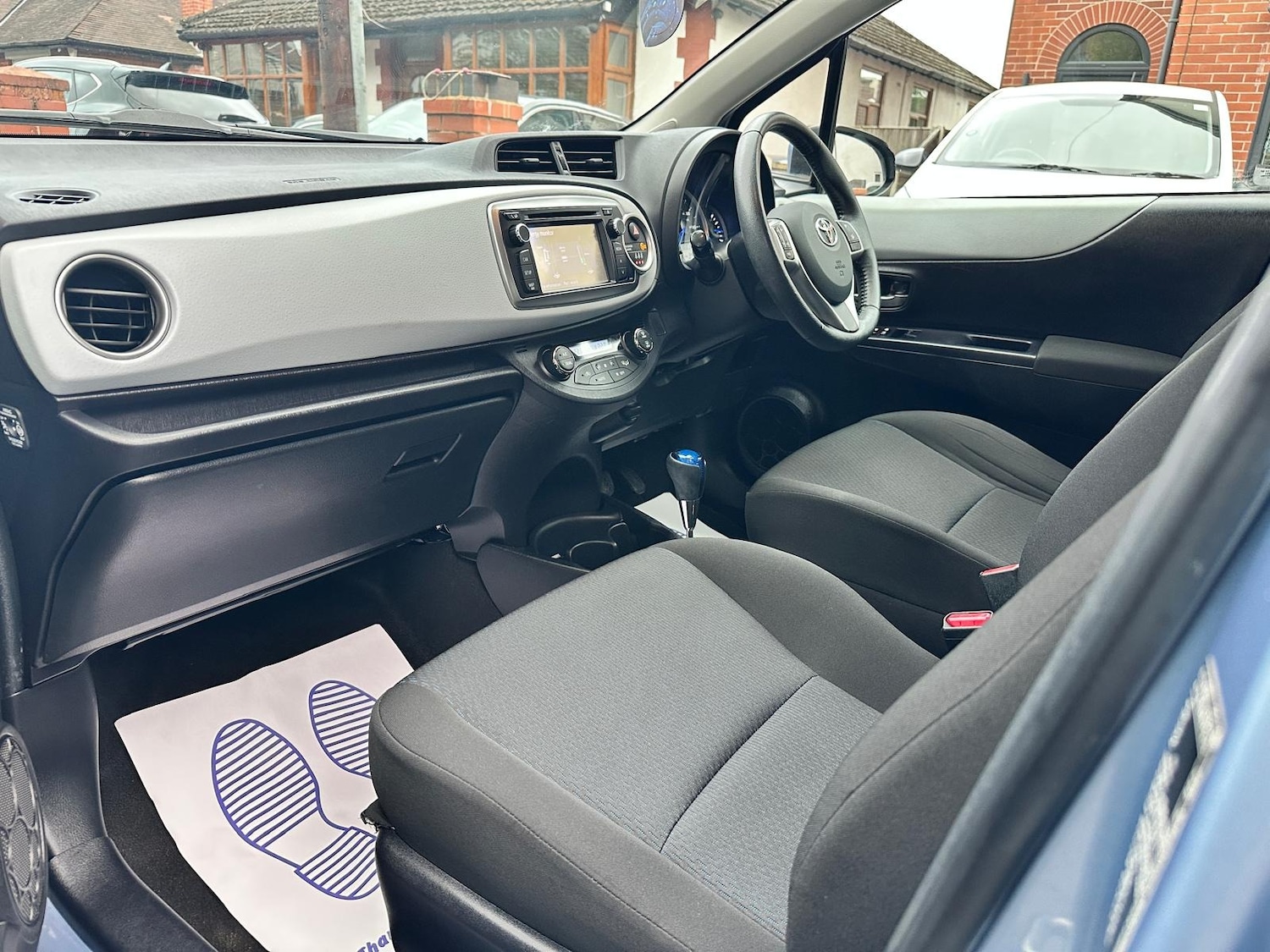 Used Toyota Yaris 2014 for sale - 76225163: Photo 14