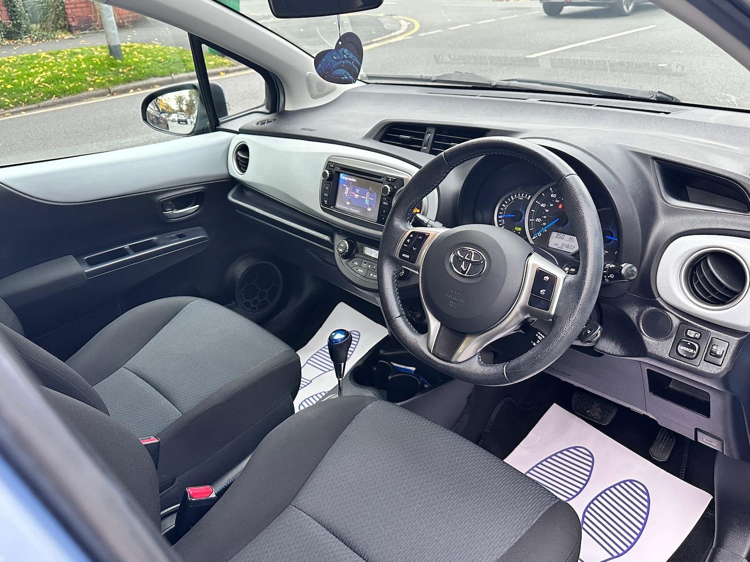 Used Toyota Yaris 2014 for sale - 76225163: Photo 9