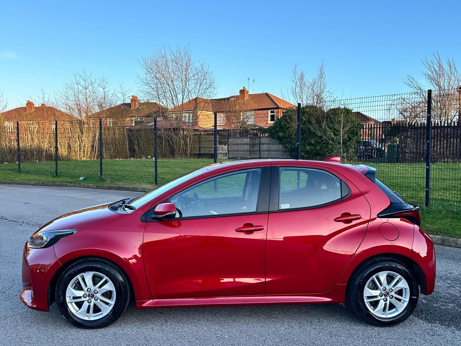 Used Mazda Mazda2 HYBRID 2023 for sale - 77736105: Photo 5