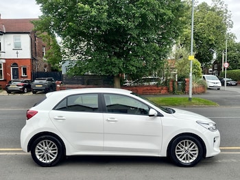Used Kia Rio 2017 for sale - 76022701: Photo
