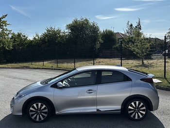 Used Honda Civic 2017 for sale - 79473763: Photo