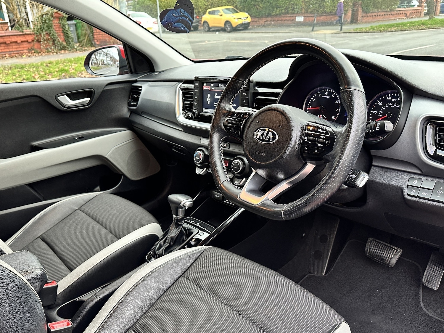 Used Kia Stonic 2019 for sale - 77160015: Photo 8