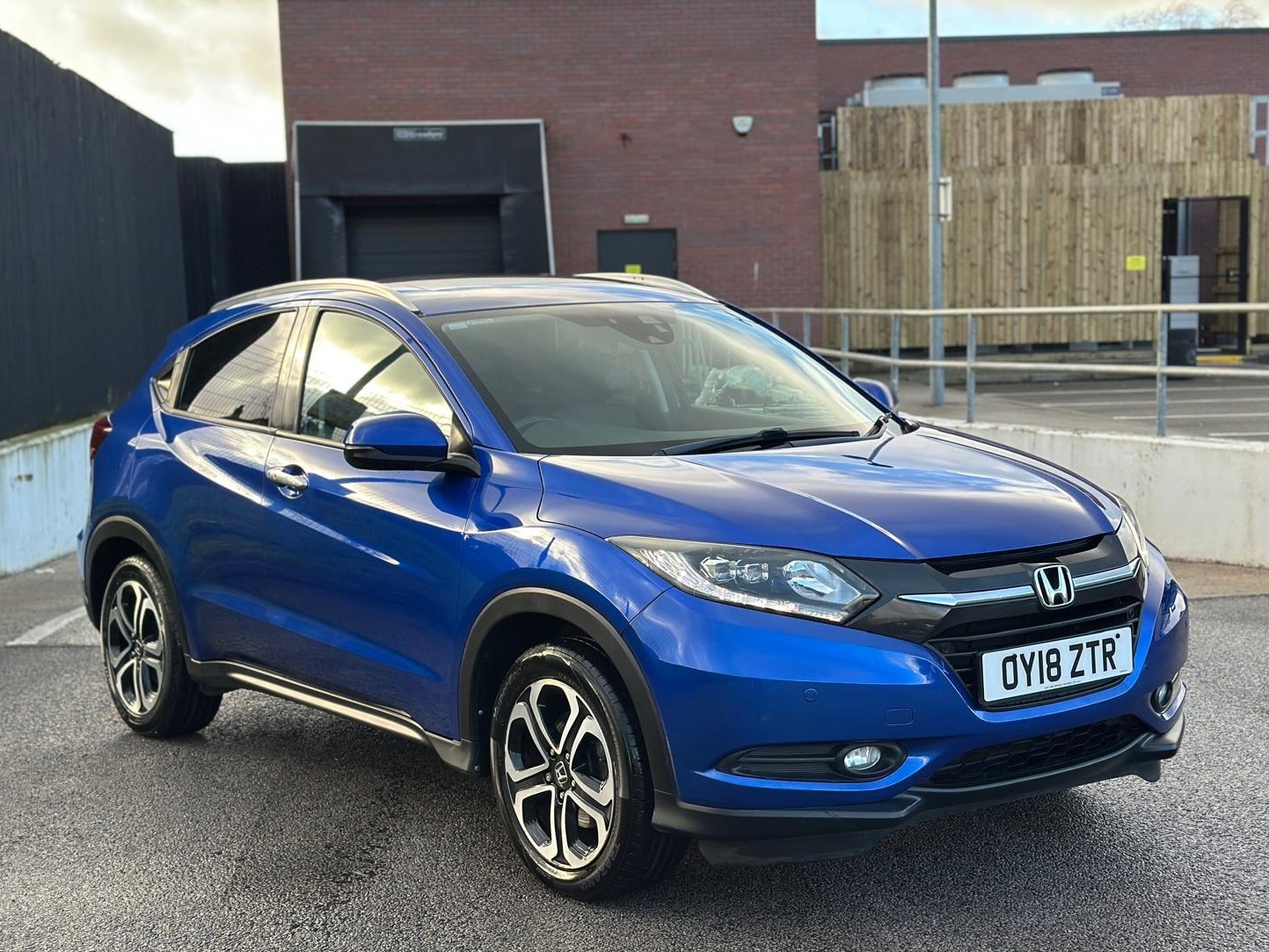 Used Honda HR-V 2018 for sale - 77160021: Photo 1