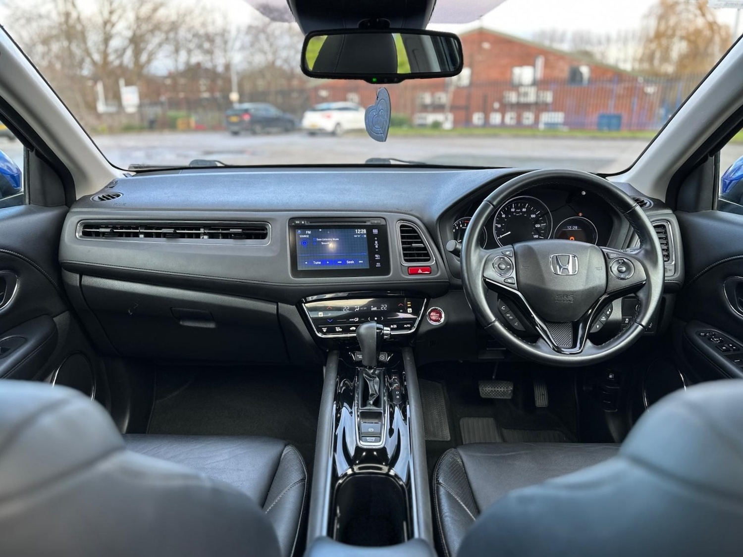 Used Honda HR-V 2018 for sale - 77160021: Photo 13