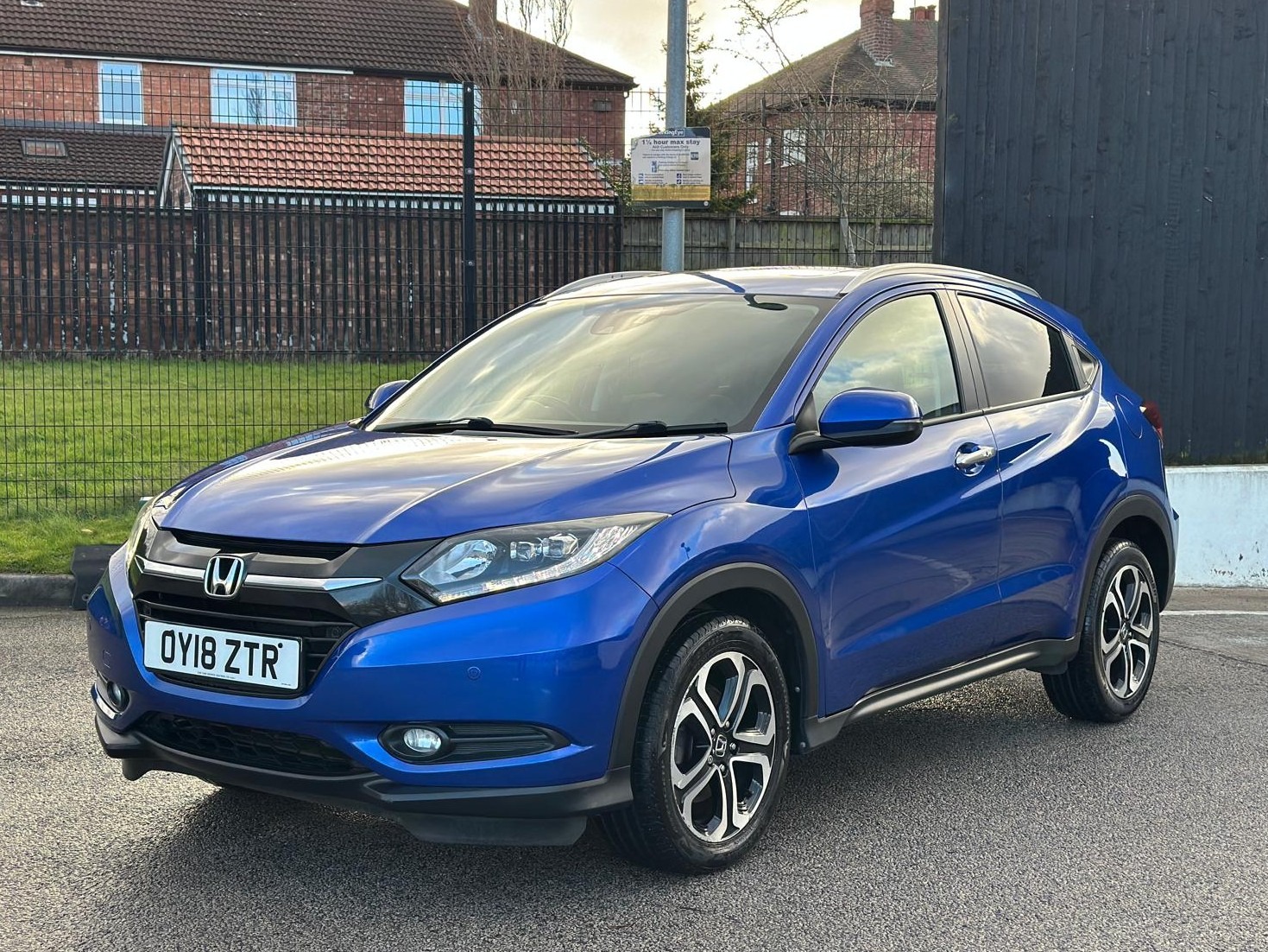 Used Honda HR-V 2018 for sale - 77160021: Photo 3