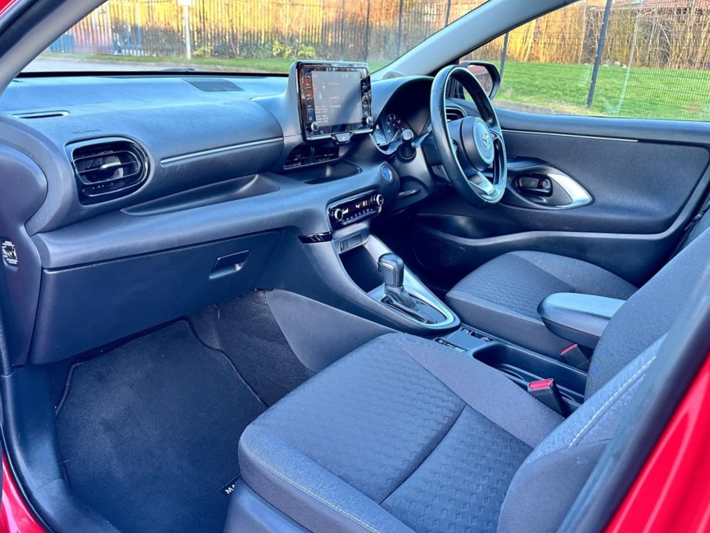 Used Mazda Mazda2 HYBRID 2023 for sale - 77926700: Photo 15