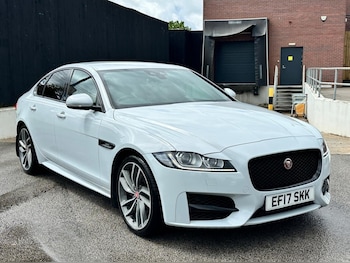 Used Jaguar XF 2017 for sale - 79401059: Photo