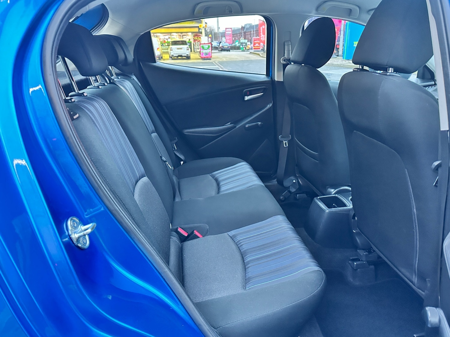 Used Mazda Mazda2 2017 for sale - 76505271: Photo 9