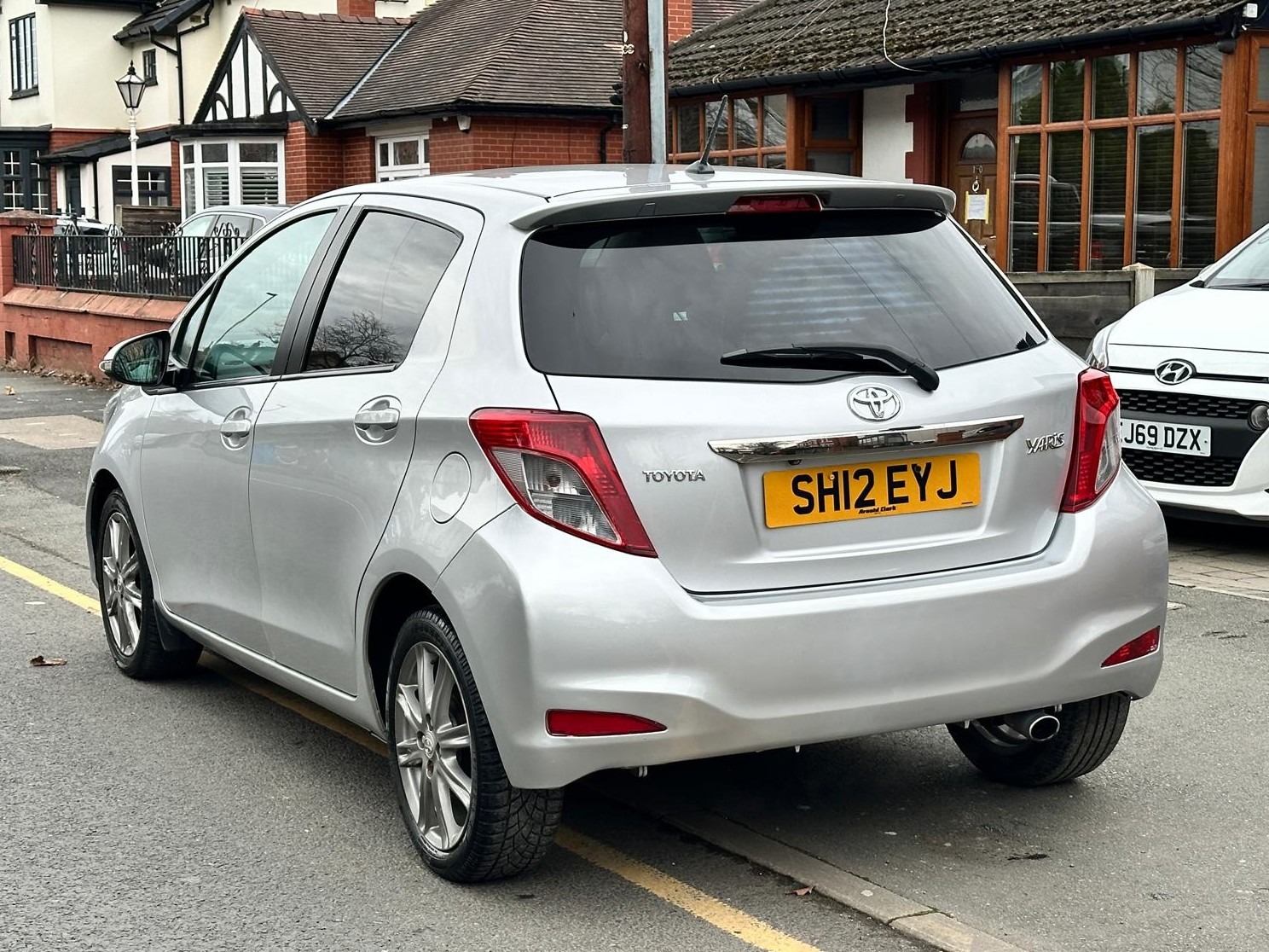 Used Toyota Yaris 2012 for sale - 77724639: Photo 6